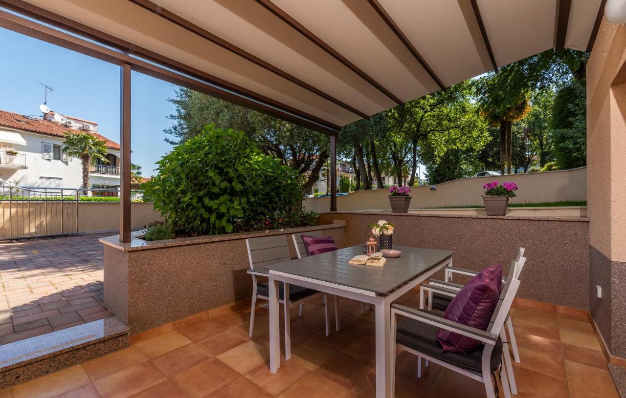 Apartments Villa Ana Porec Ngoại thất bức ảnh
