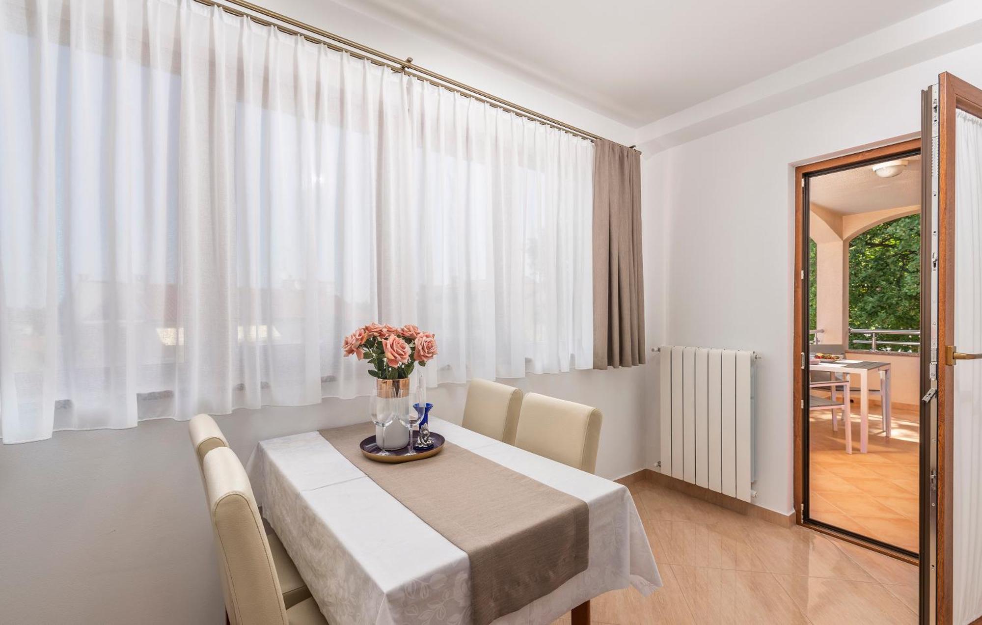 Apartments Villa Ana Porec Ngoại thất bức ảnh
