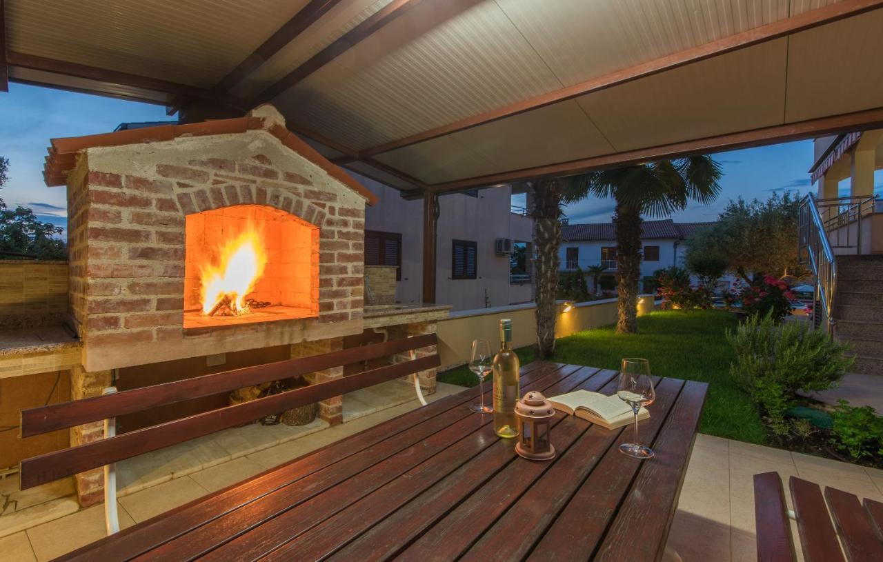 Apartments Villa Ana Porec Ngoại thất bức ảnh