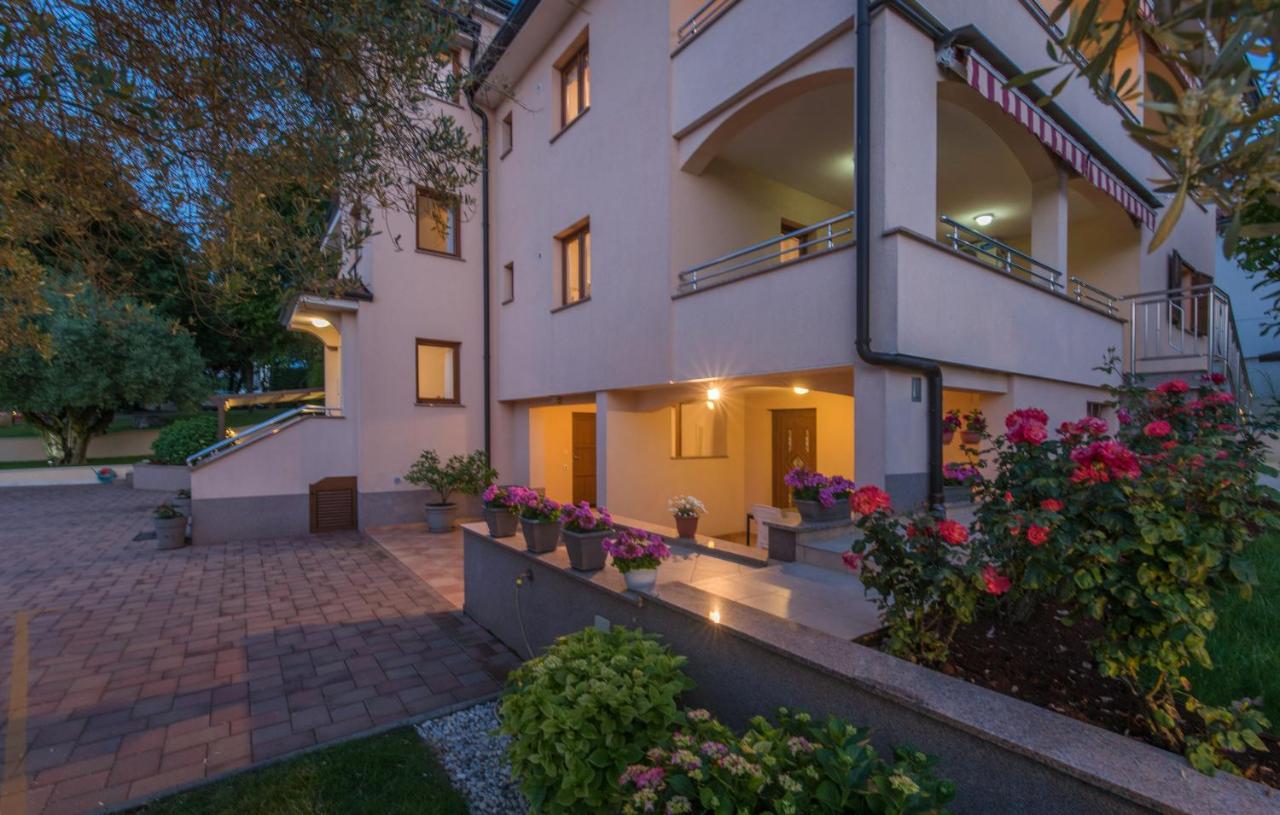 Apartments Villa Ana Porec Ngoại thất bức ảnh