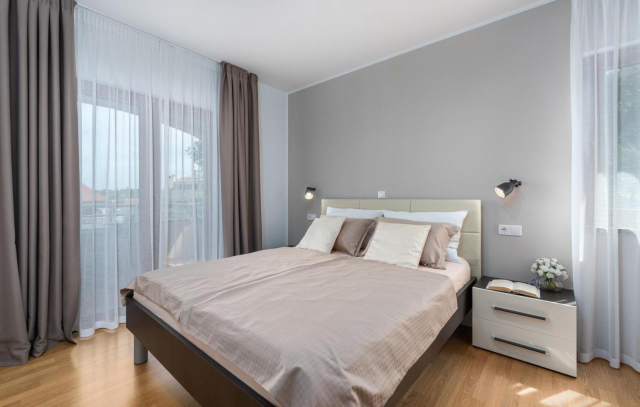 Apartments Villa Ana Porec Ngoại thất bức ảnh