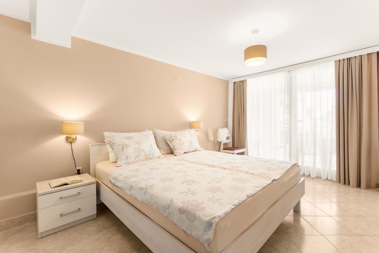 Apartments Villa Ana Porec Ngoại thất bức ảnh