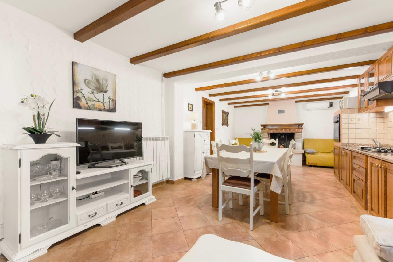 Apartments Villa Ana Porec Ngoại thất bức ảnh