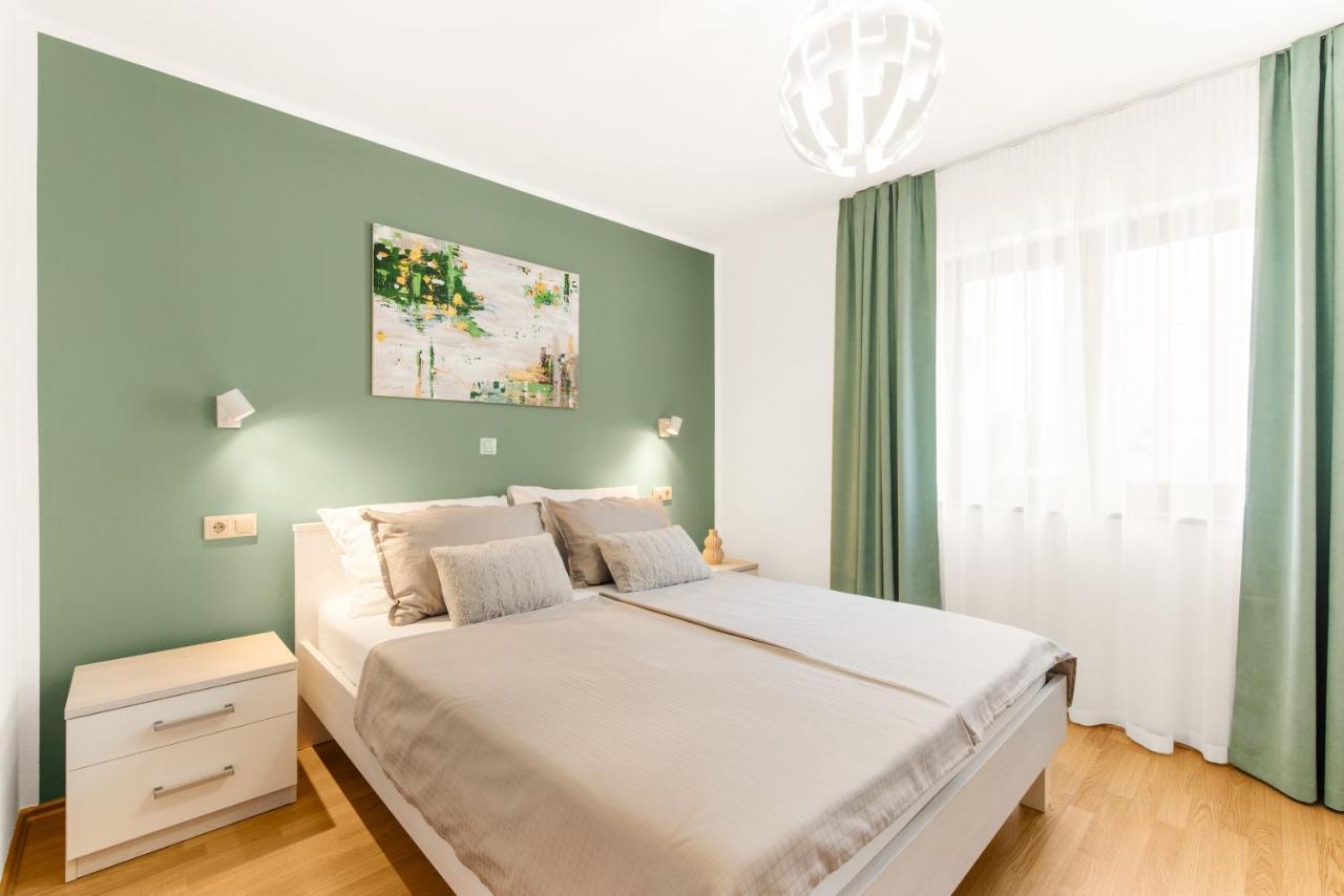 Apartments Villa Ana Porec Ngoại thất bức ảnh
