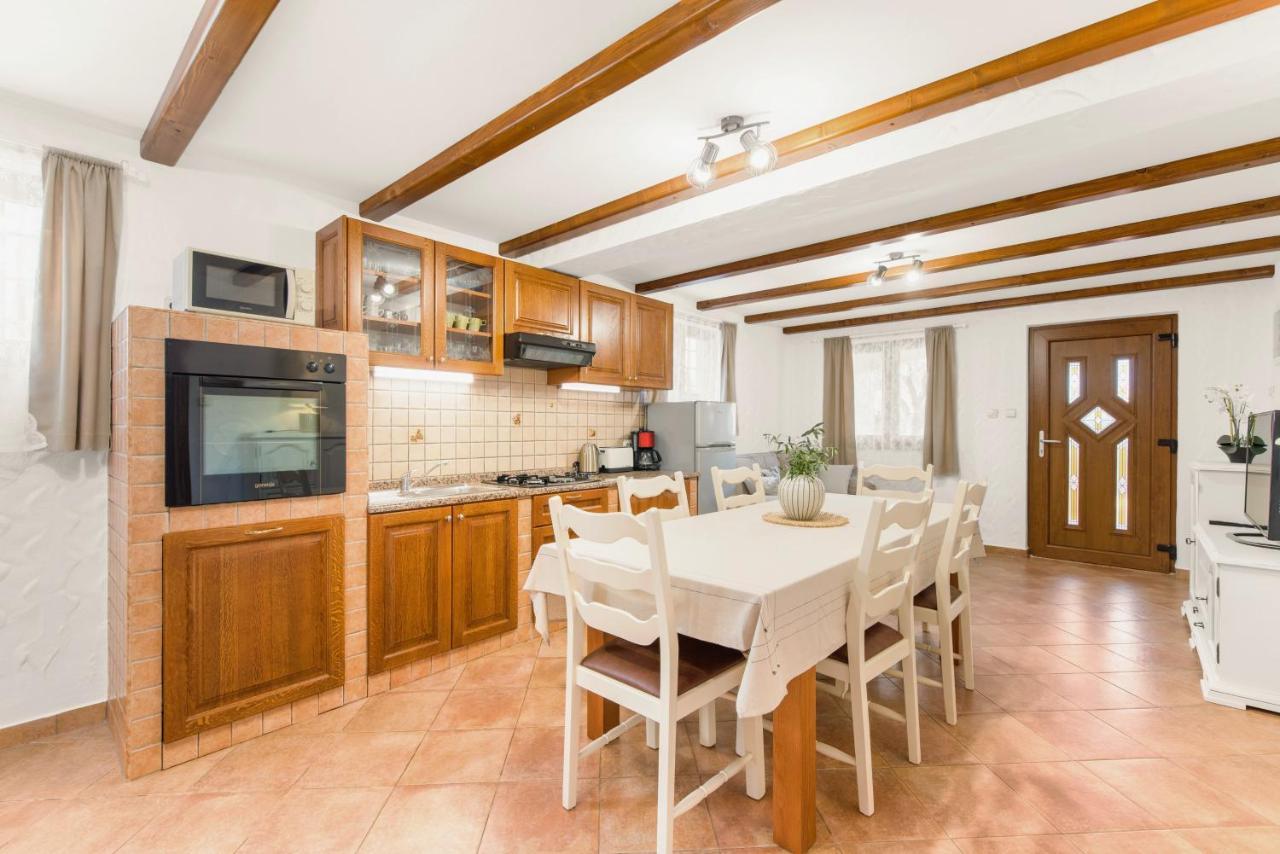 Apartments Villa Ana Porec Ngoại thất bức ảnh