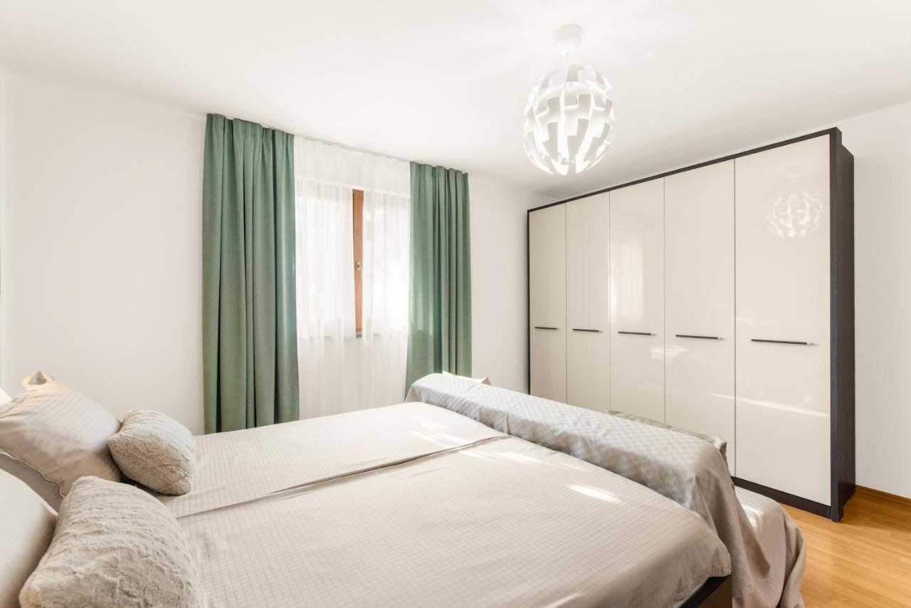 Apartments Villa Ana Porec Ngoại thất bức ảnh