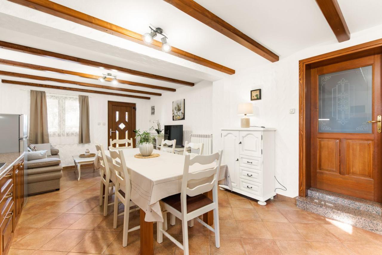 Apartments Villa Ana Porec Ngoại thất bức ảnh