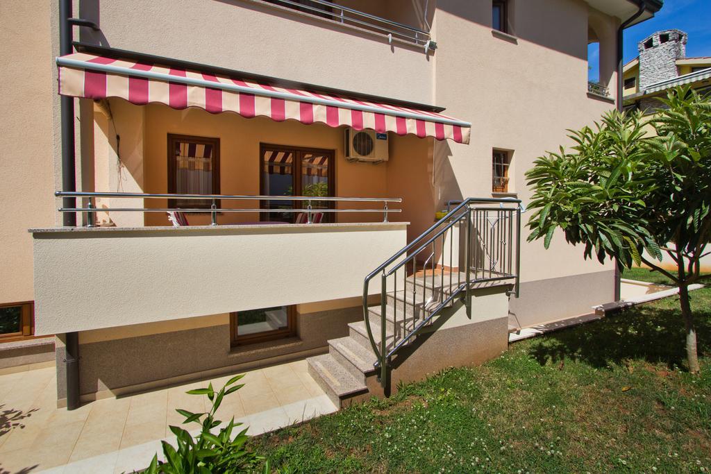 Apartments Villa Ana Porec Ngoại thất bức ảnh