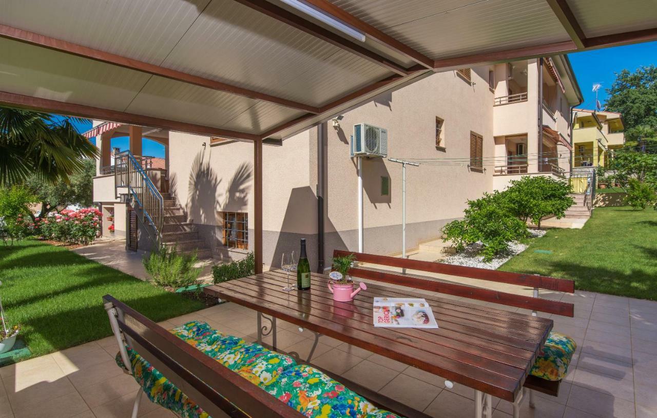 Apartments Villa Ana Porec Ngoại thất bức ảnh